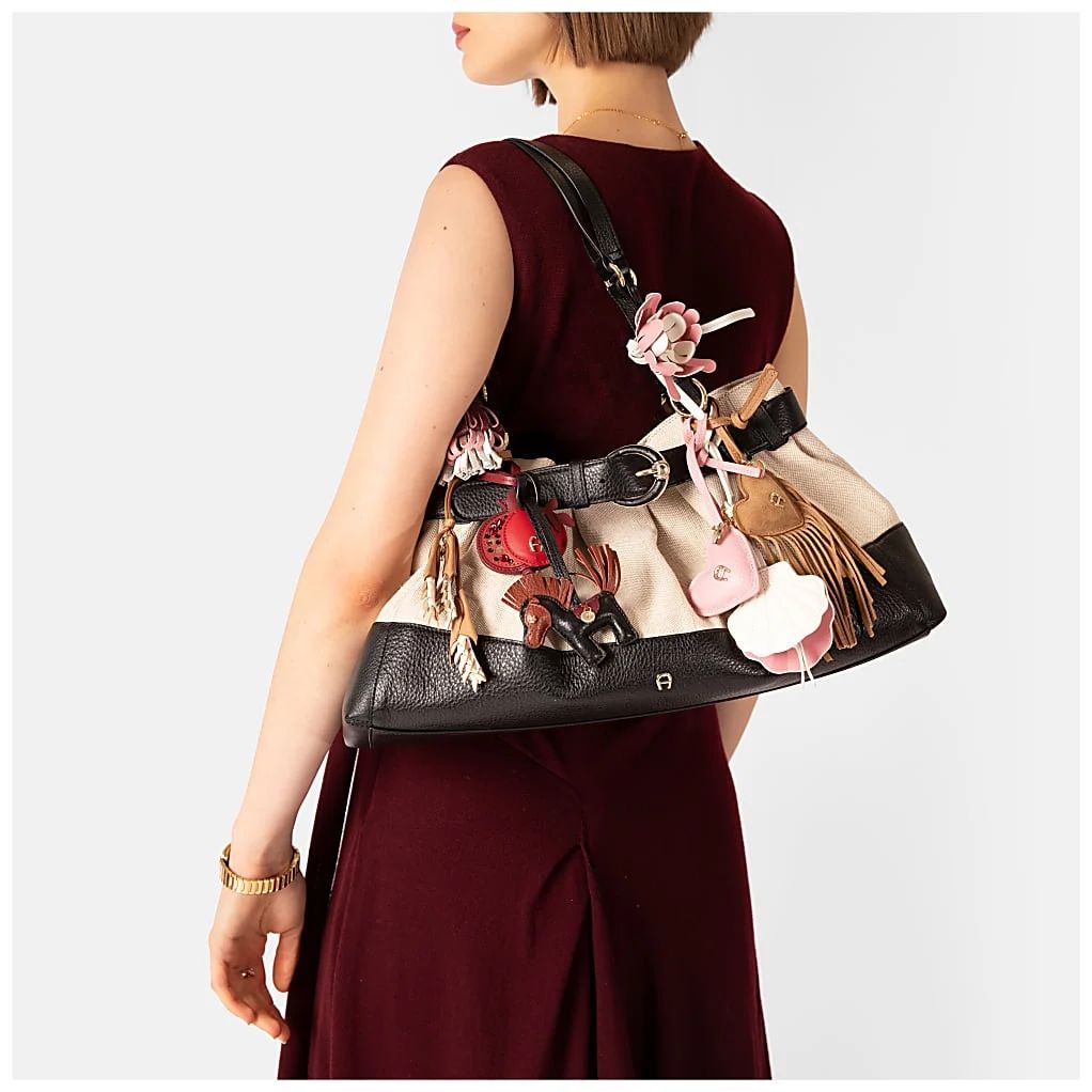 AIGNER LAVINIA HANDTASCHE M - SCHWARZ